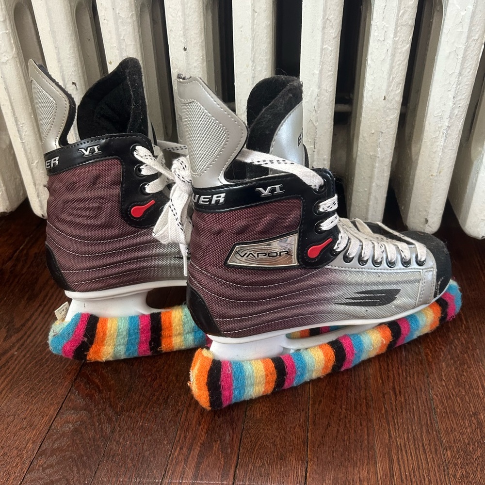 Bauer Vapor Ice Hockey Skates - Black and Gray